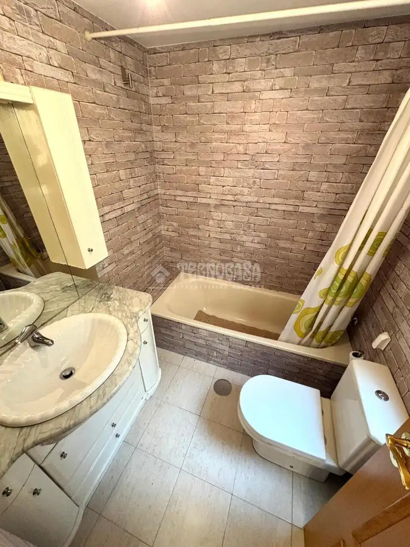 Baño de Piso en venta en Valdemoro con Parquet y Trastero