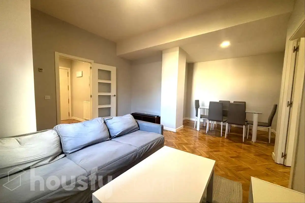 Living room of Flat for rent in Madrid  with Heating, Terrace and Furnished