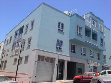 Appartamento con balcone in vendita a Calle Margarita Fernández 4