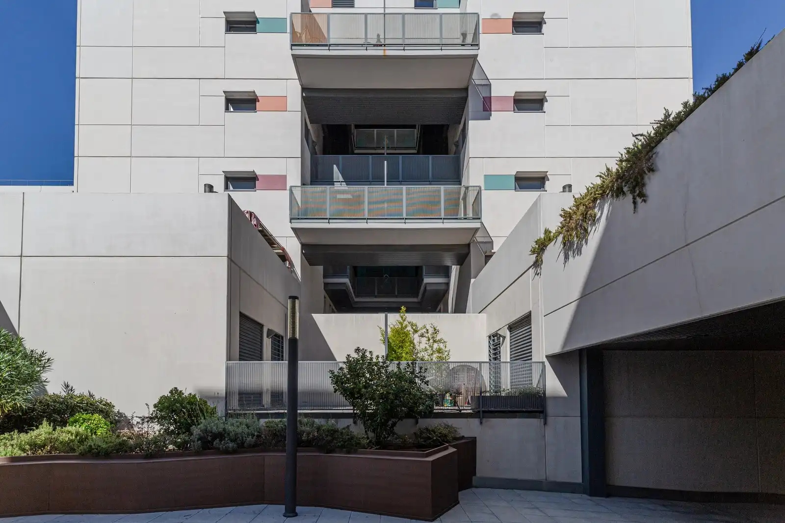 Außenansicht von Wohnung zur Miete in Getafe mit Parkett, Terrasse und Abstellraum