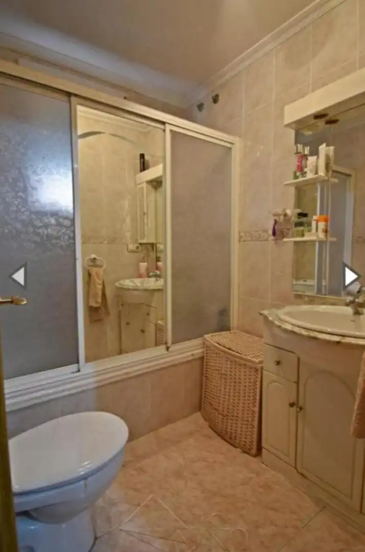 Baño de Piso en venta en Olmedo con Calefacción, Jardín privado y Terraza