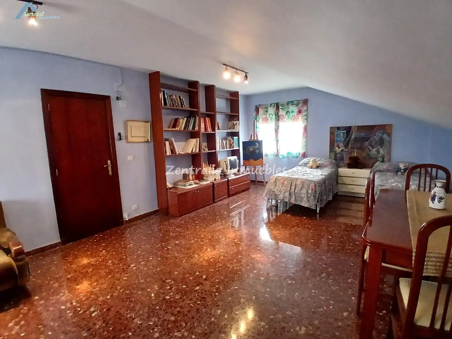 Sala de estar de Casa o chalet en venta en Zaragoza con Aire acondicionado, Calefacción y Jardín privado