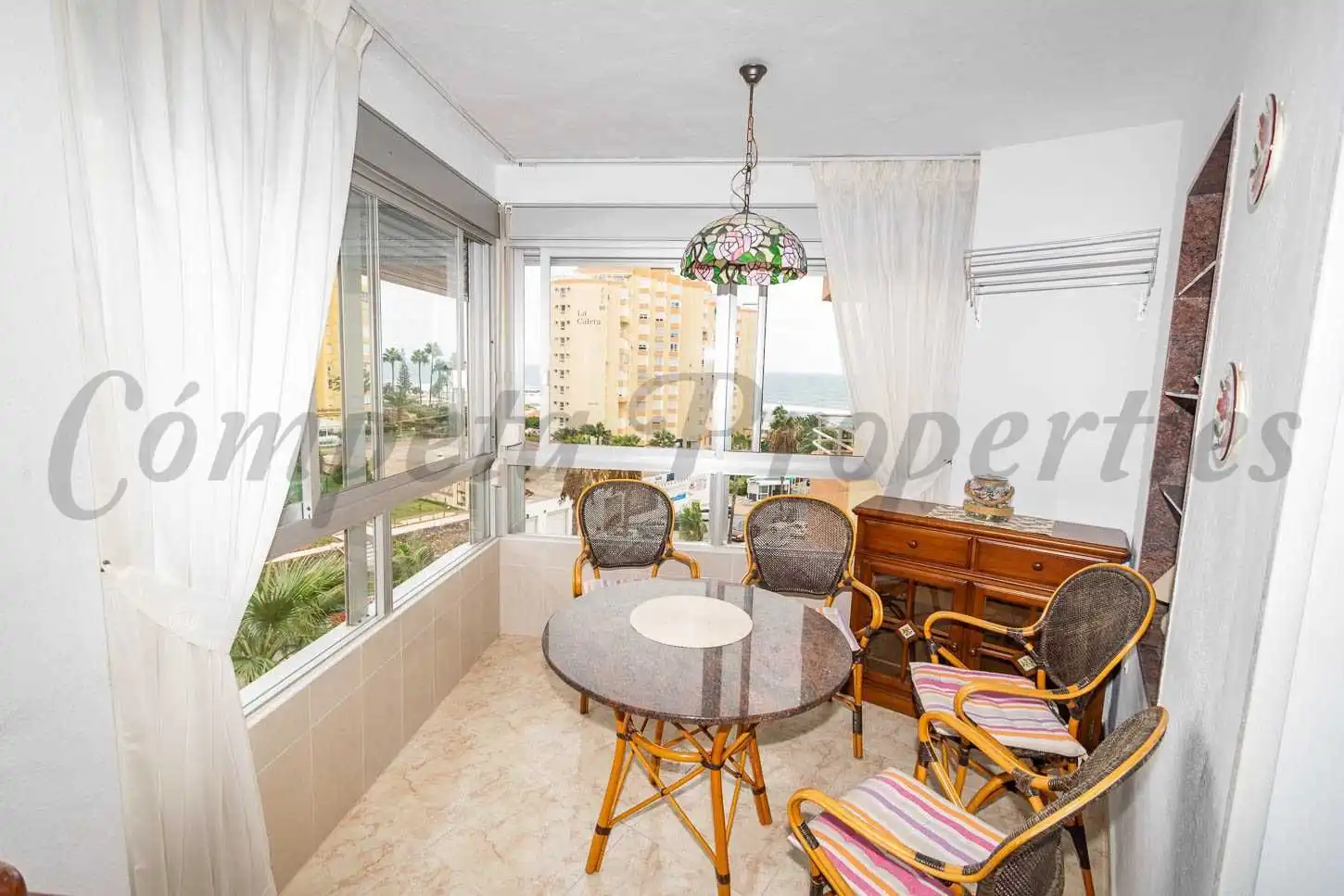 Appartement compact avec piscine à louer à Centro Internacional
