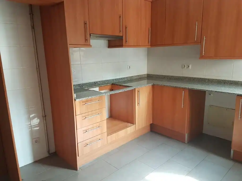 Kitchen of Flat for sale in Olot