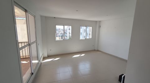 Foto 2 de Piso en venta en C/ Burgo, Álora, Málaga