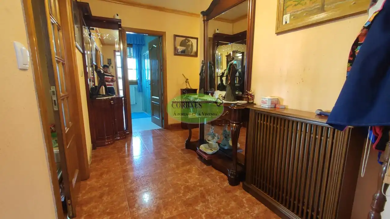 Chalet con jardín en venta en Verín, imagen 2