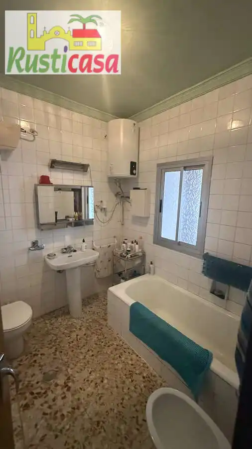 Bathroom of Houses for sale in Bailén  with Air Conditioner and Terrace
