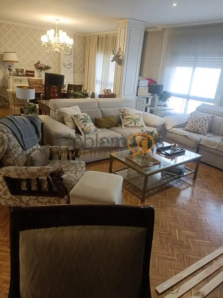 Piso con ascensor en venta en Centro - Echegaray, imagen 2