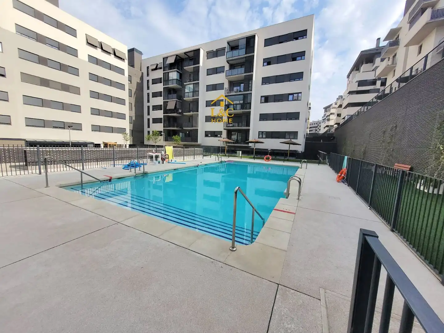 Swimming pool of Flat for sale in Rivas-Vaciamadrid  with Air Conditioner, Heating and Terrace