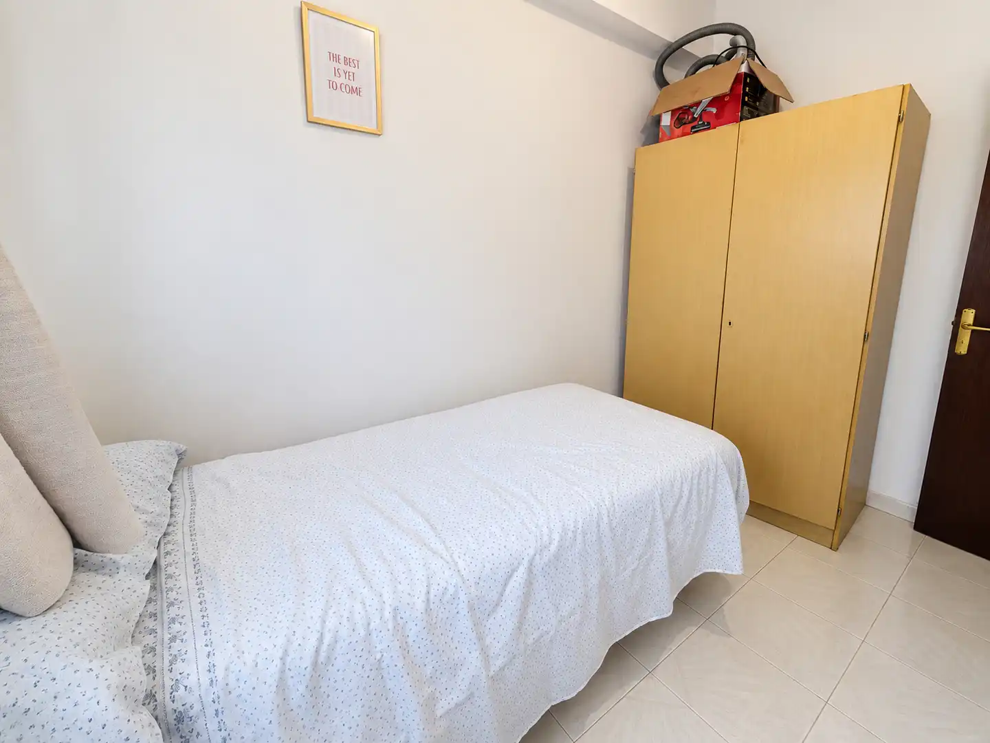 Bedroom of Flat for sale in Sagunto / Sagunt  with Terrace, Furnished and Oven