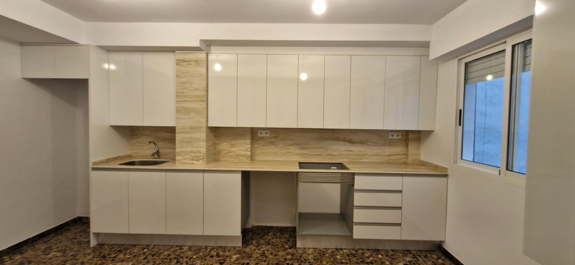 Kitchen of Planta baja for sale in Elche / Elx