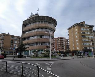 Vista exterior de Oficina de lloguer en Torrelavega 