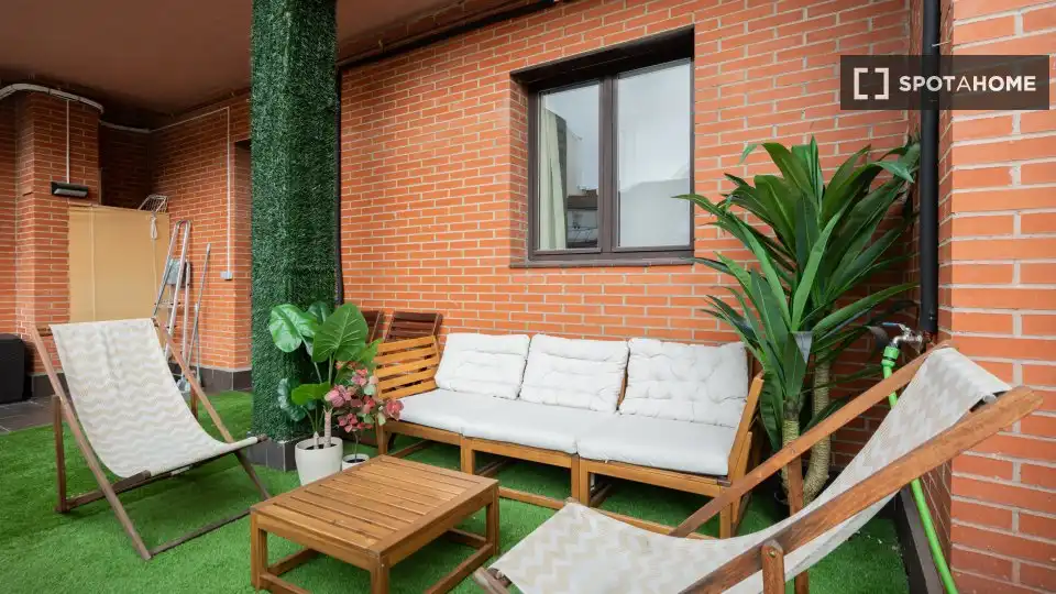 Terrace of Apartments for share in Madrid  with Air Conditioner, Heating and Terrace