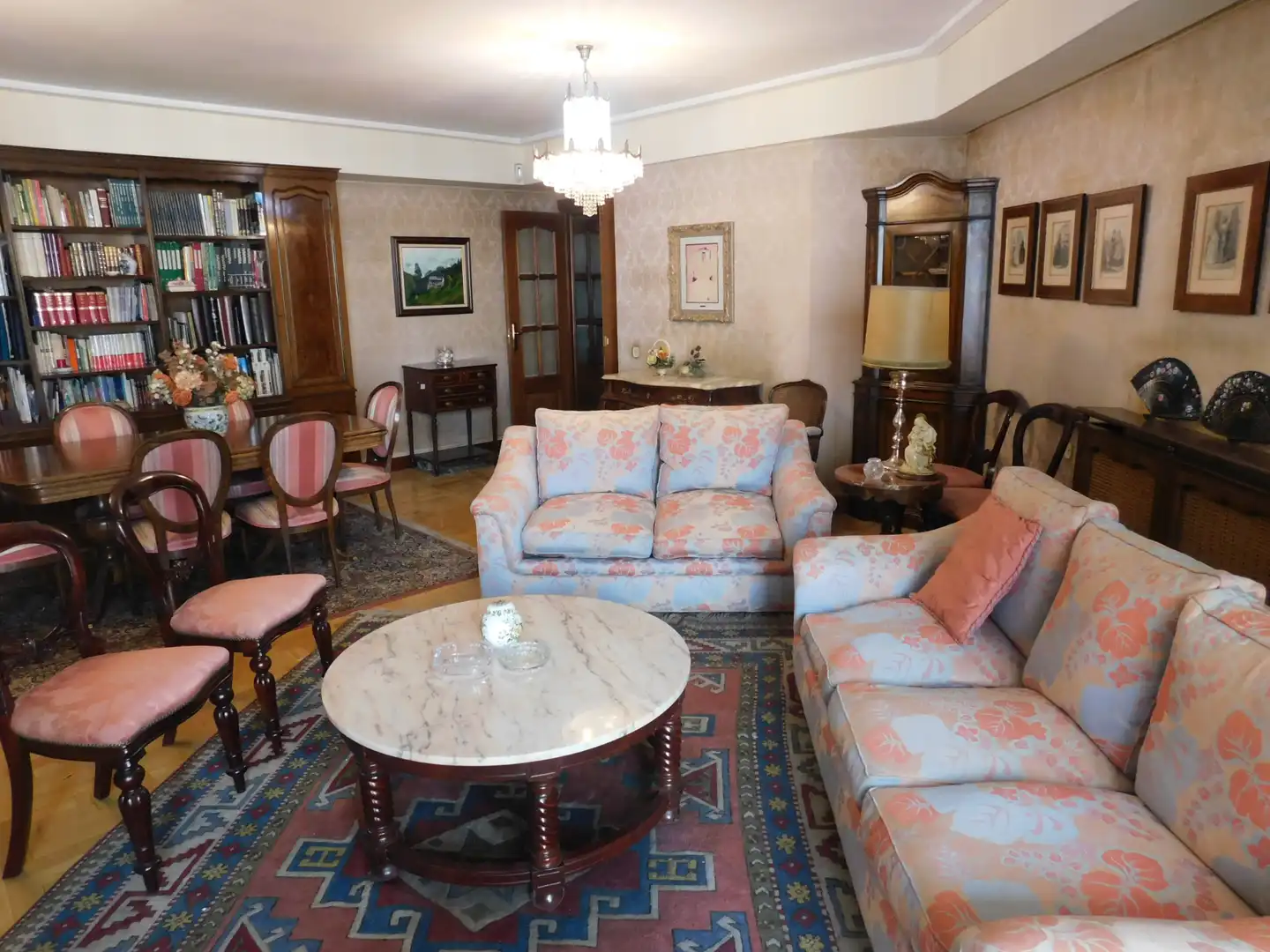 Piso con ascensor en venta en Calle del Monasterio de Urdax 17, imagen 3