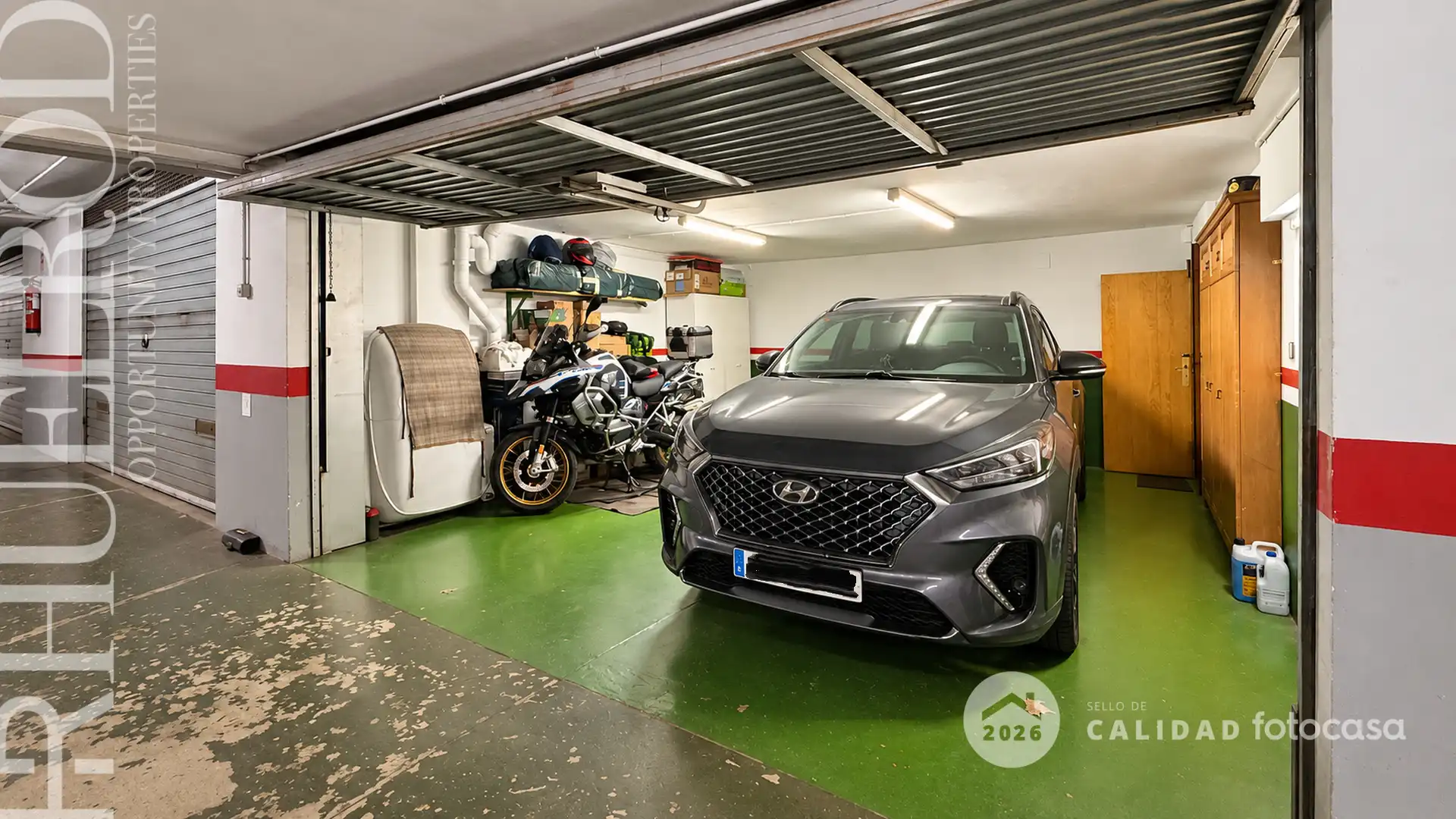 Parking de Casa adosada en venta en Cerdanyola del Vallès con Aire acondicionado, Calefacción y Jardín privado