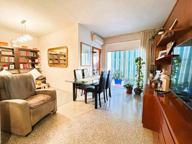 Piso en Venta en La Torrassa