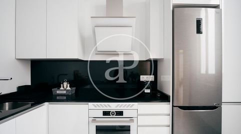 Foto 5 de Piso de alquiler en C. de Los Caños del Peral, Palacio, Madrid Capital