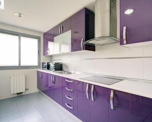 Kitchen of Flat for sale in  Granada Capital  with Air Conditioner