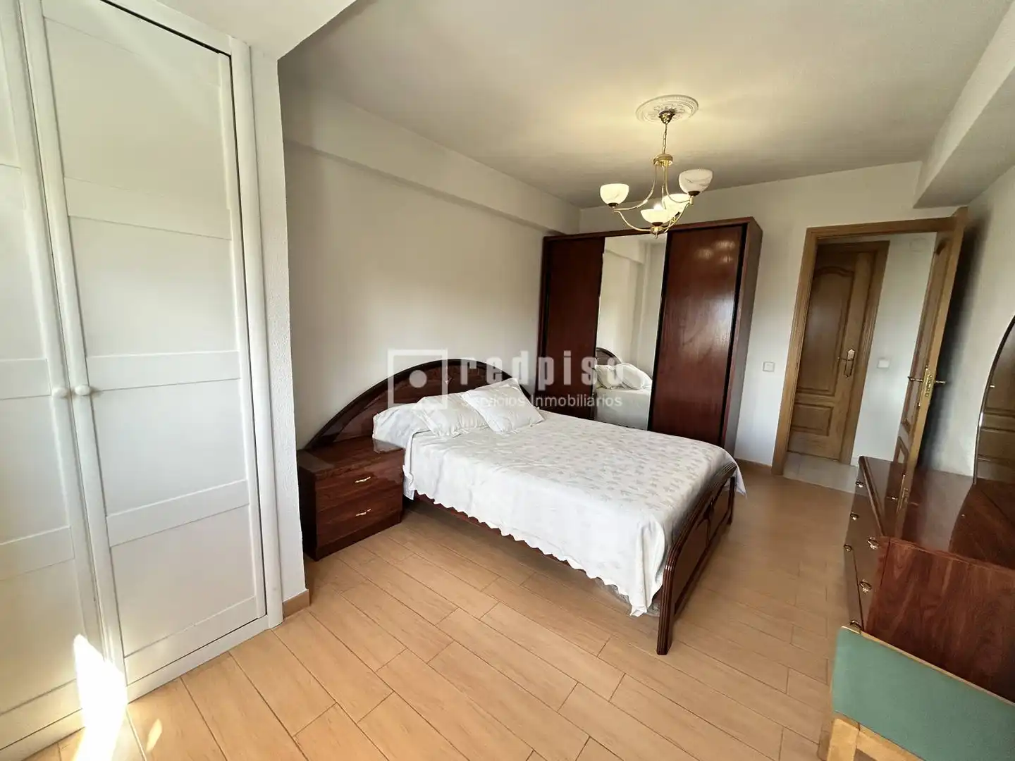 Habitación de Piso en venta en Madrid con Calefacción, Terraza y Amueblado