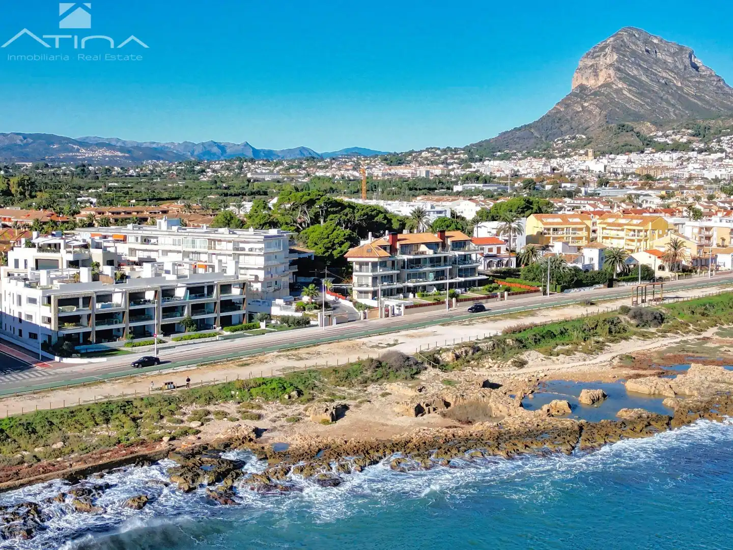 Vista exterior de Ático en venta en Jávea / Xàbia con Aire acondicionado, Calefacción y Jardín privado