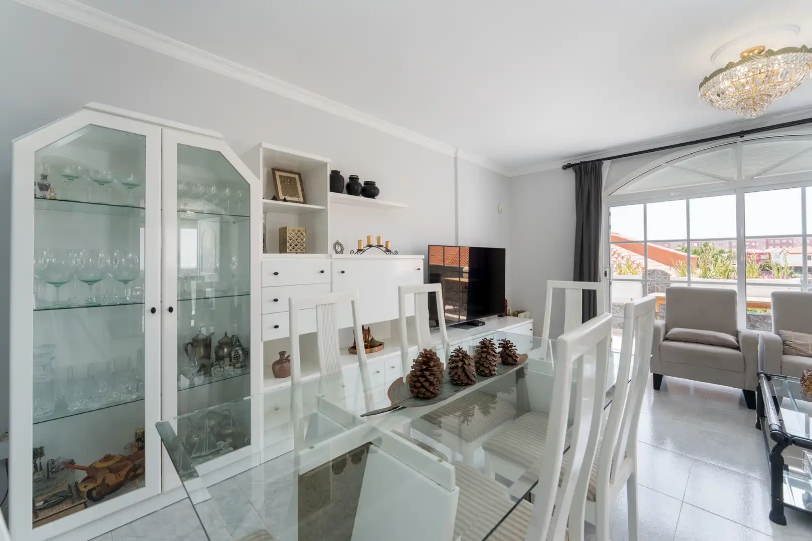 Menjador de Casa adosada en venda en San Bartolomé de Tirajana amb Aire condicionat, Calefacció i Terrassa