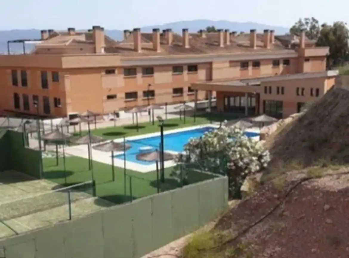 Piscina de Apartament de lloguer en Murcia amb Aire condicionat, Calefacció i Terrassa