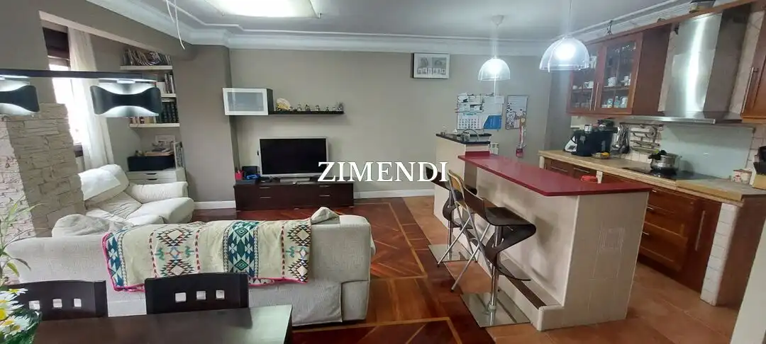 Living room of Flat for sale in Durango  with Air Conditioner, Heating and Storage room