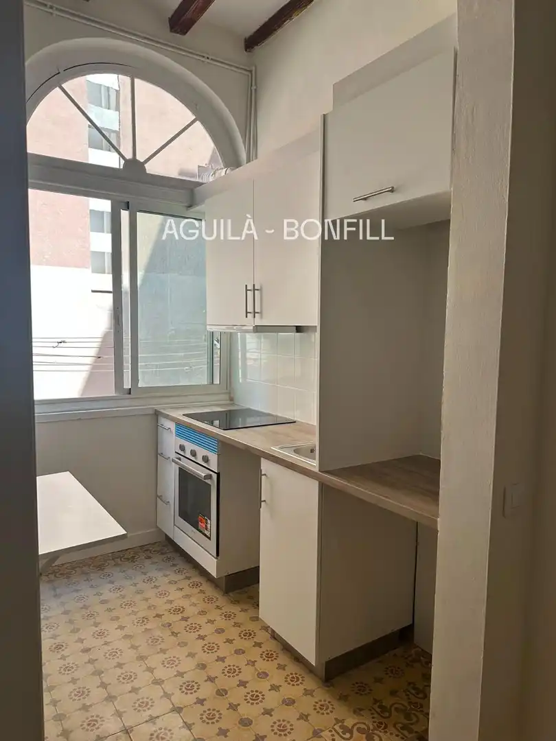 Kitchen of Flat for rent in Gràcia