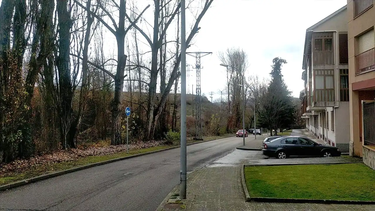 Außenansicht von Residential zum Verkauf in Jaca