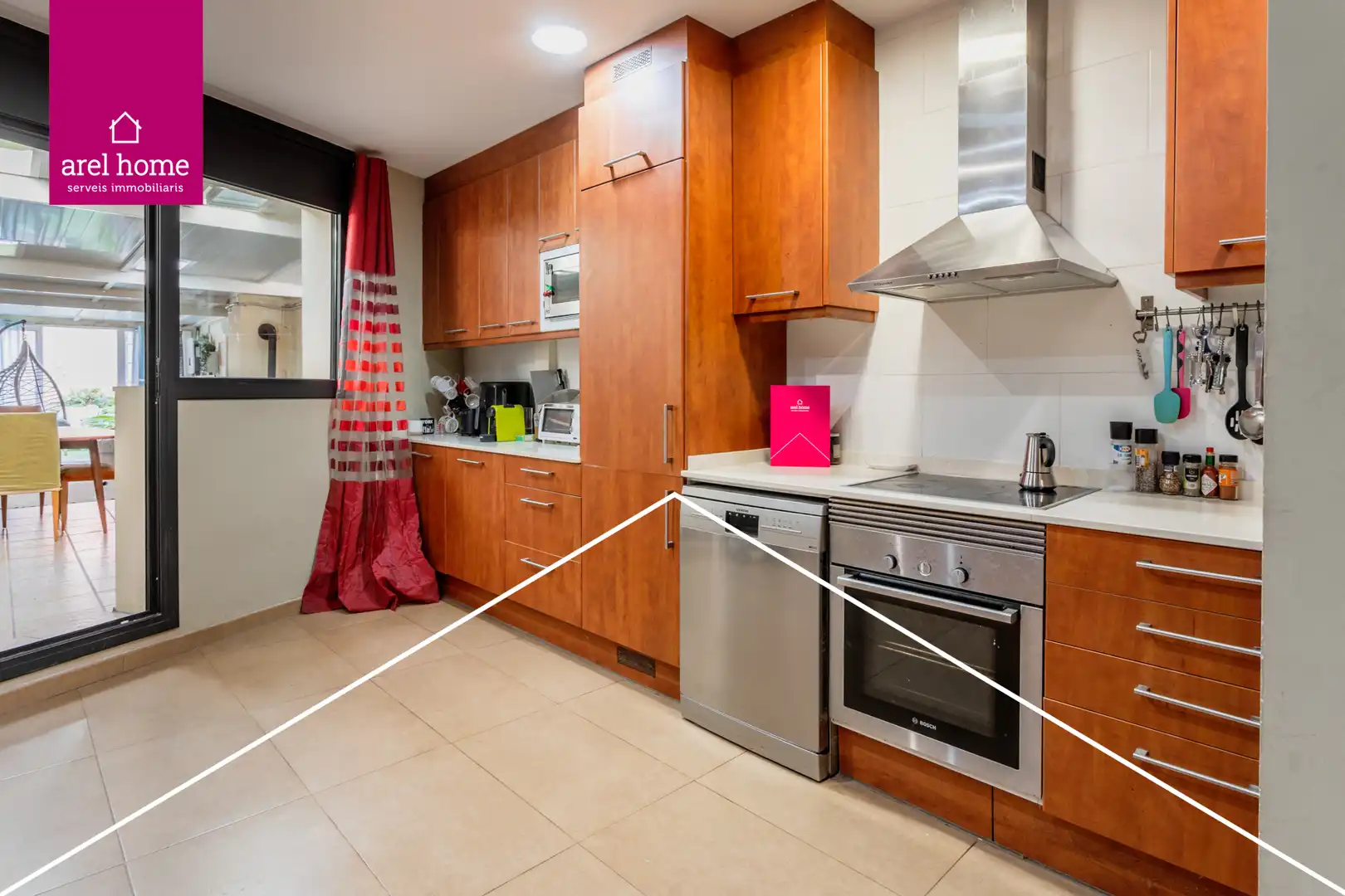 Cocina de Casa adosada en venta en Esplugues de Llobregat con Aire acondicionado, Calefacción y Terraza