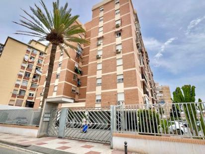 Vista exterior de Pis en venda en Málaga Capital amb Aire condicionat, Parquet i Forn