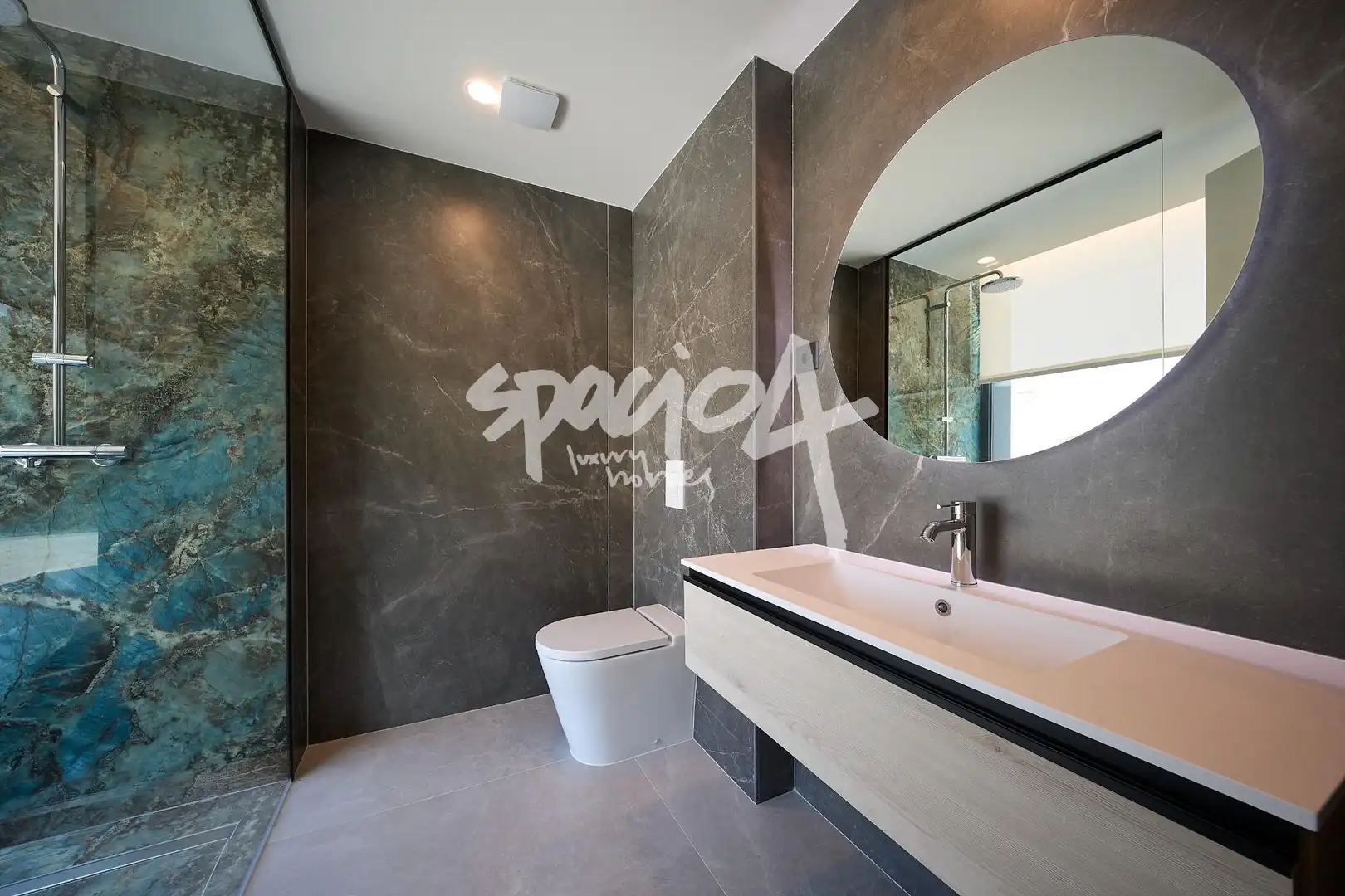 Bathroom of Houses for sale in Boadilla del Monte  with Air Conditioner, Heating and Private garden