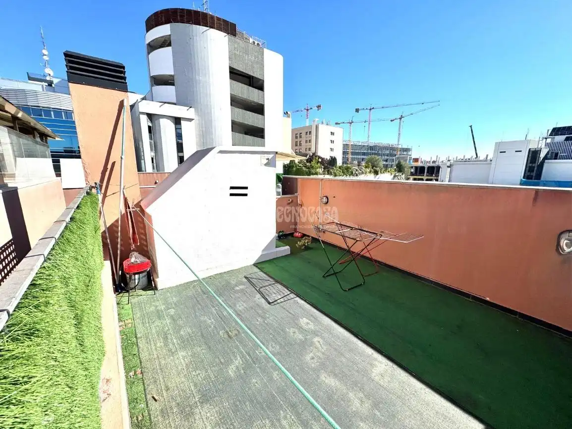 Lofts for rent in Simancas