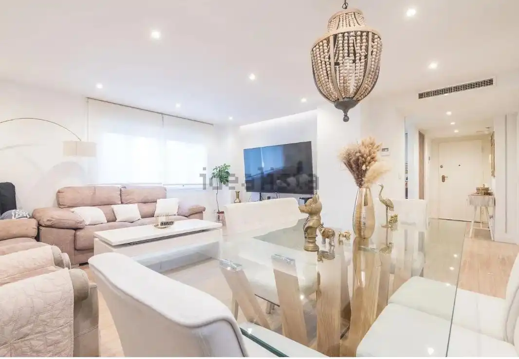 Living room of Flat for sale in Alicante / Alacant  with Air Conditioner, Heating and Storage room