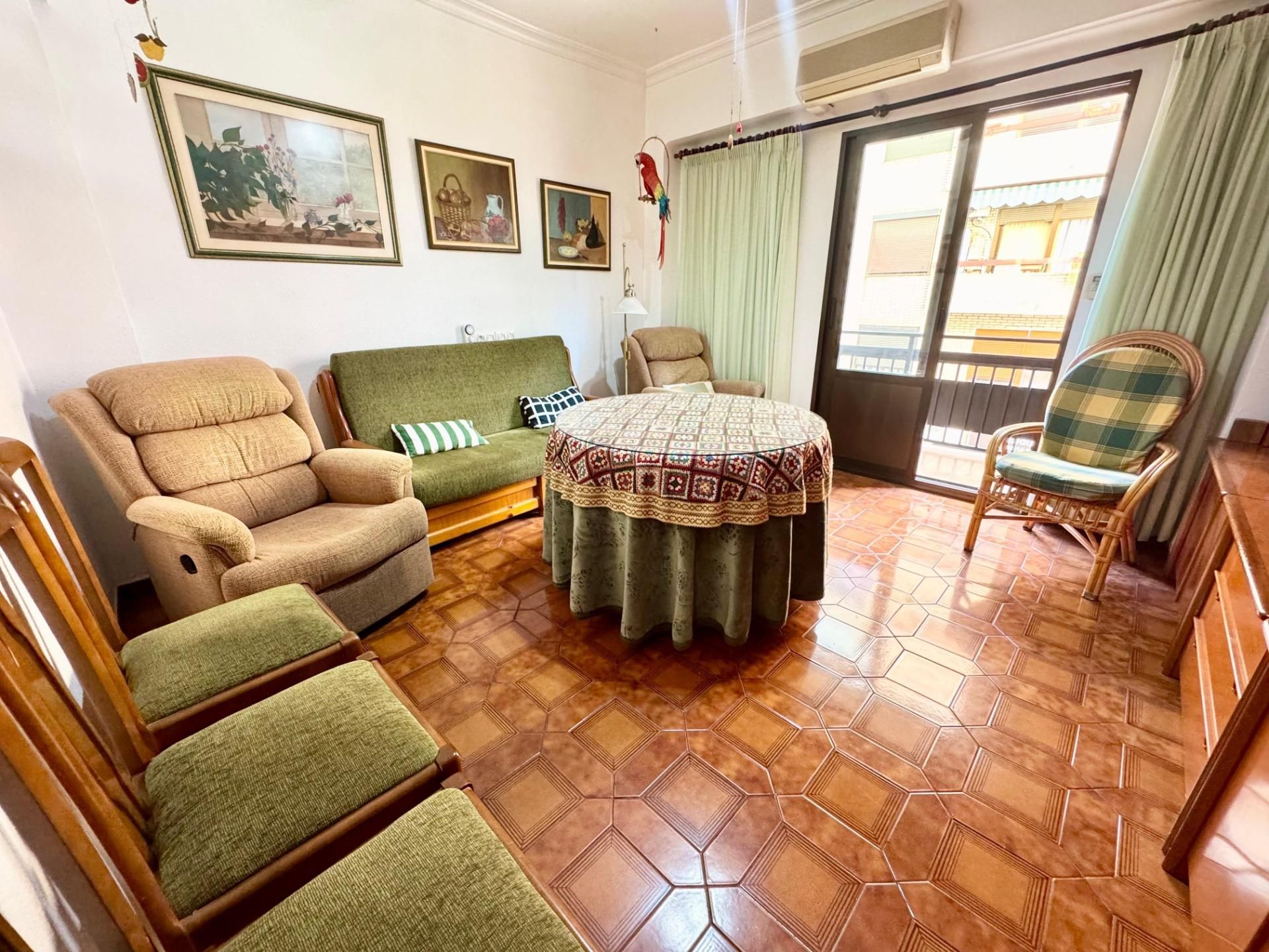 Living room of Flat for sale in Alicante / Alacant  with Terrace and Balcony