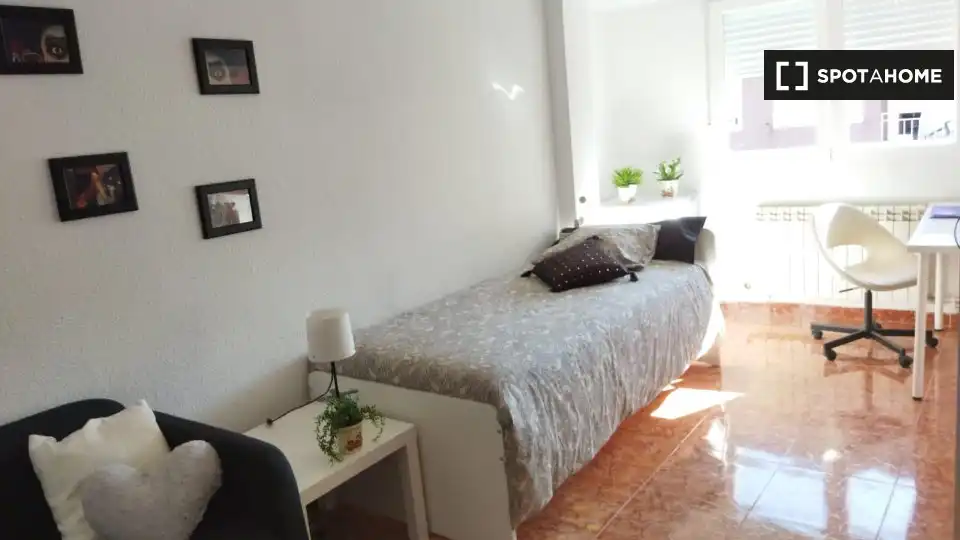 Zimmer in Barrio de Delicias