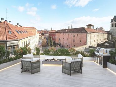Ático con ascensor en venta en Calle De Ramón Y Cajal