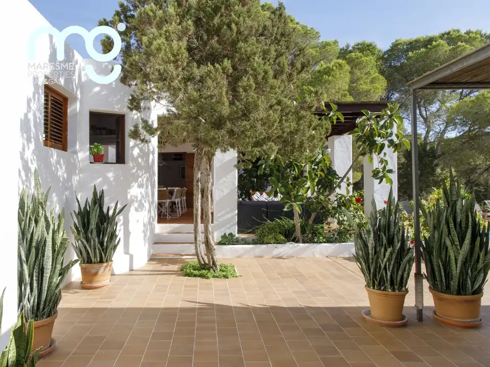 Garden of Country homes for sale in Andratx  with Air Conditioner, Heating and Private garden