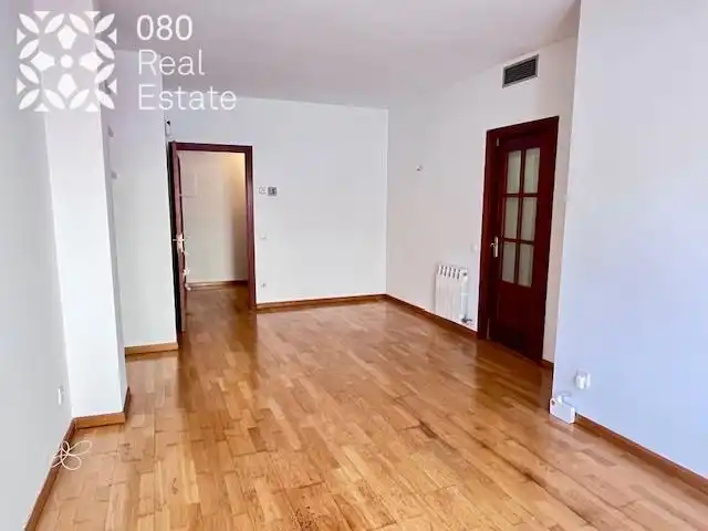 Sala d'estar de Pis en venda en Barcelona amb Aire condicionat, Calefacció i Alarma