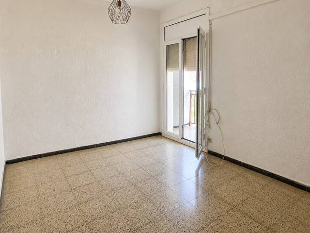 Piso en Venta en Vinyets - Molí Vell
