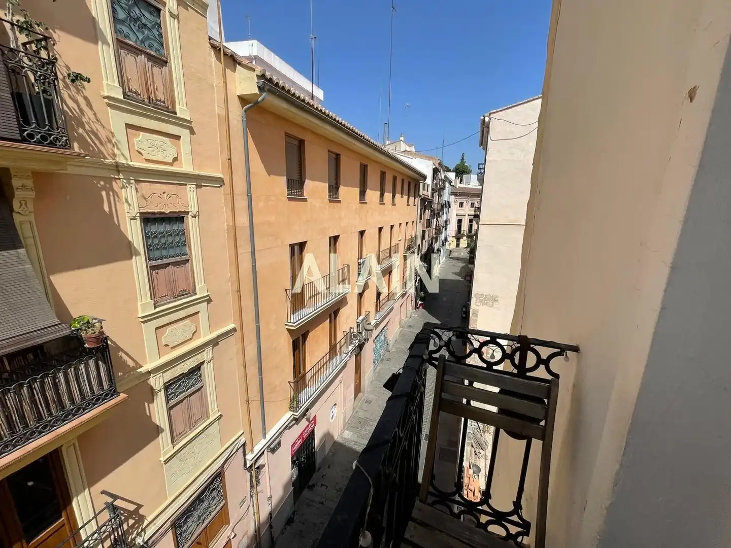 Vista exterior de Piso en venta en Valencia con Aire acondicionado, Calefacción y Terraza