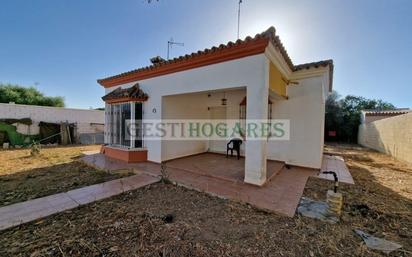 Vista exterior de Casa o xalet en venda en Chiclana de la Frontera