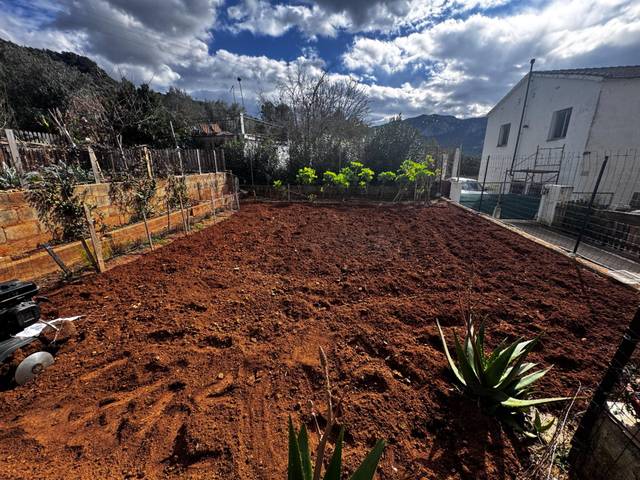 Terreno en Venta en Simat de la Valldigna