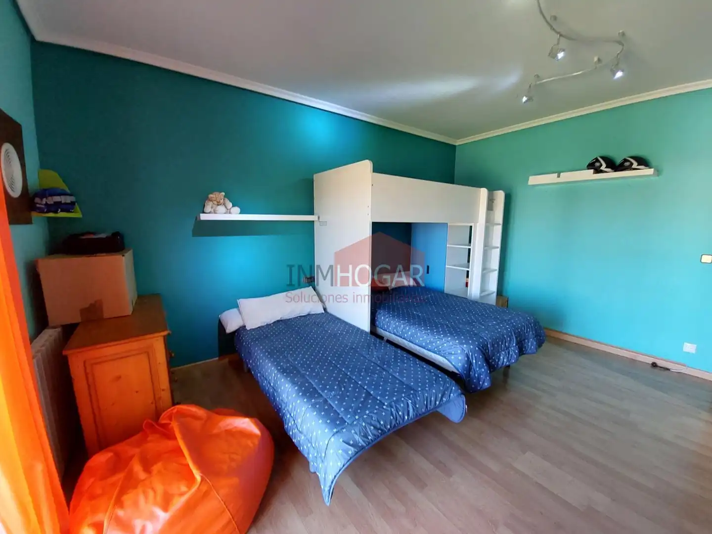 Bedroom of Houses for sale in Sanchidrián  with Private garden, Parquet flooring and Terrace