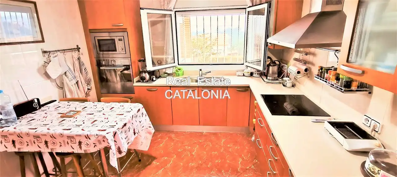 Vista exterior de Casa o xalet en venda en Lloret de Mar amb Calefacció, Jardí privat i Terrassa