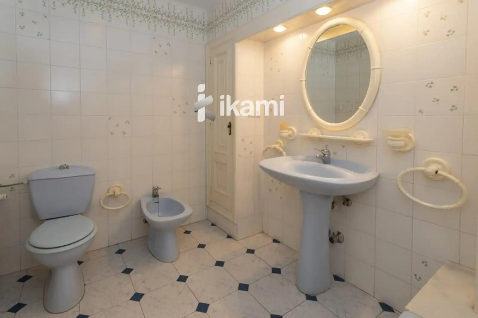 Bathroom of Houses for sale in Dénia  with Air Conditioner, Heating and Terrace