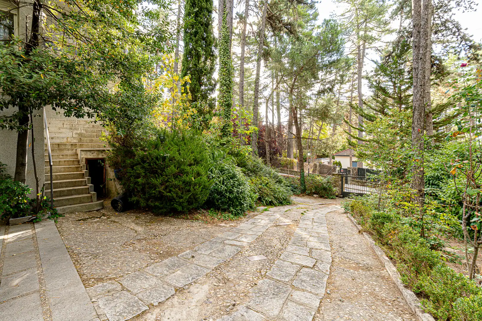 Garden of Houses for sale in San Lorenzo de El Escorial  with Heating, Private garden and Terrace