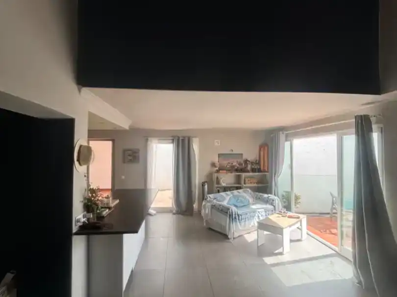 Sala de estar de Piso en venta en Estepona con Aire acondicionado, Piscina y Balcón