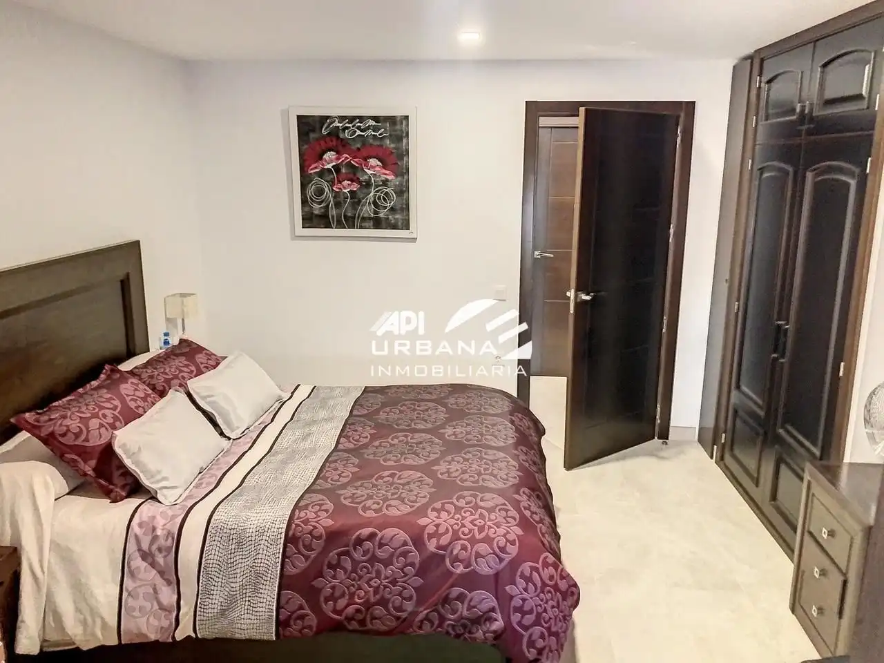 Dormitori de Casa o xalet en venda en Lucena amb Terrassa, Piscina i Moblat