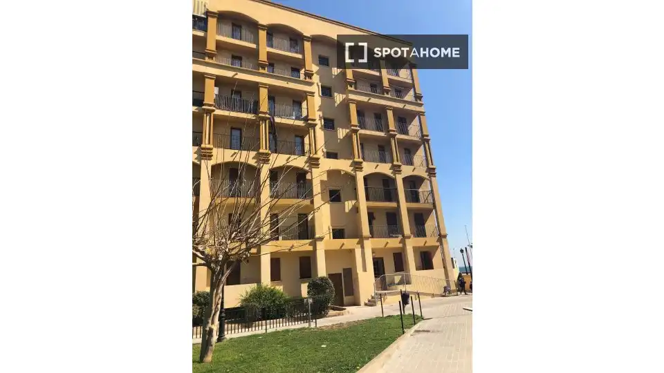 Flat for rent in Port Saplaya